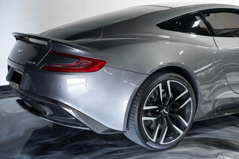 https://imagesdl.dealercenter.net/800/600/202508-6dae6878c14b4b48a01047c2c3a0ac2c.jpg