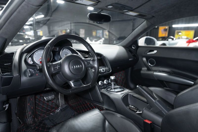 https://imagesdl.dealercenter.net/800/600/202508-74bfd194fff0446eb8c62aa4d04a38f3.jpg