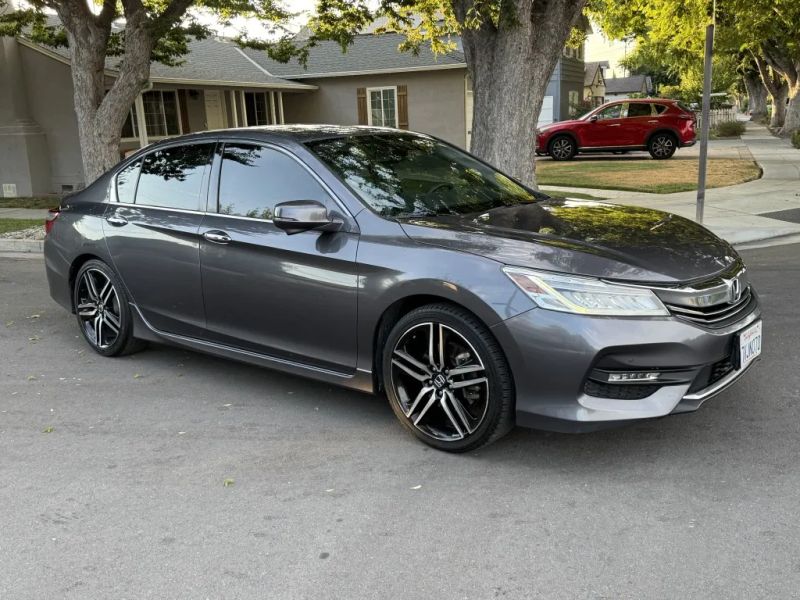 2017 Honda Accord Touring