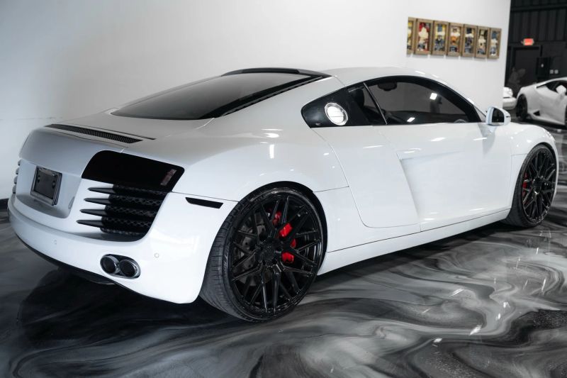 https://imagesdl.dealercenter.net/800/600/202508-7d88de2b988343f6aa0ff0dc56baeb24.jpg