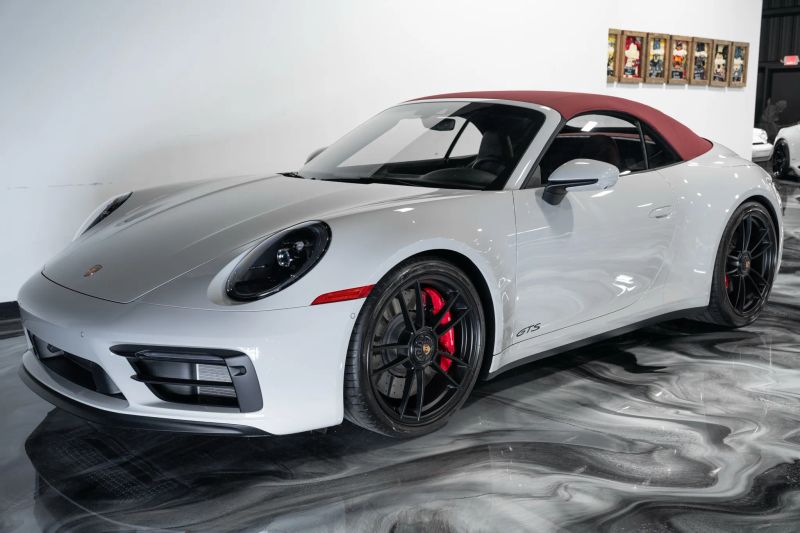 https://imagesdl.dealercenter.net/800/600/202508-7dcc1dd035d54bfdb34938ffff7cfd63.jpg