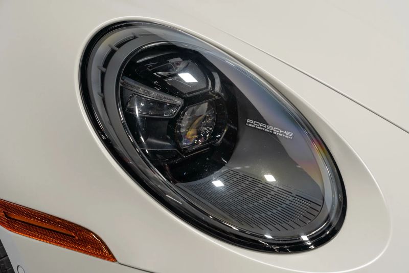 https://imagesdl.dealercenter.net/800/600/202508-86e39caf151e428eb034d5d80338f505.jpg