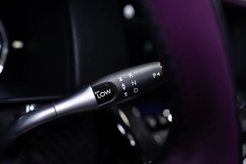 https://imagesdl.dealercenter.net/800/600/202508-8b6ba99a53014b41b8442ae811ff4414.jpg