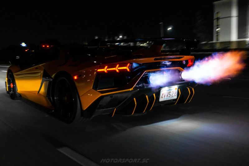 https://imagesdl.dealercenter.net/800/600/202508-8c097531be5b4e06b6dd9d1533177b9d.jpg