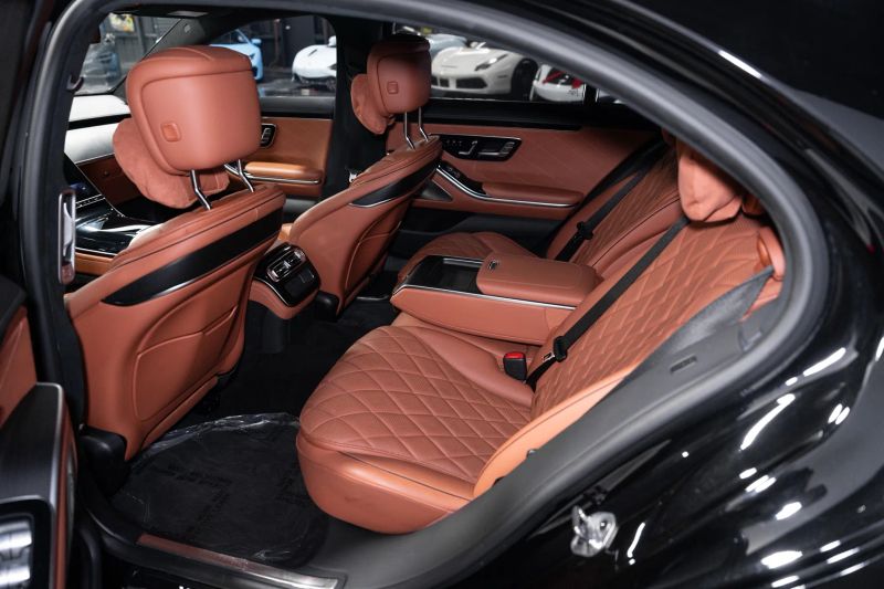 https://imagesdl.dealercenter.net/800/600/202508-943ebfd4779444eb85ec0c2c642aeb7e.jpg