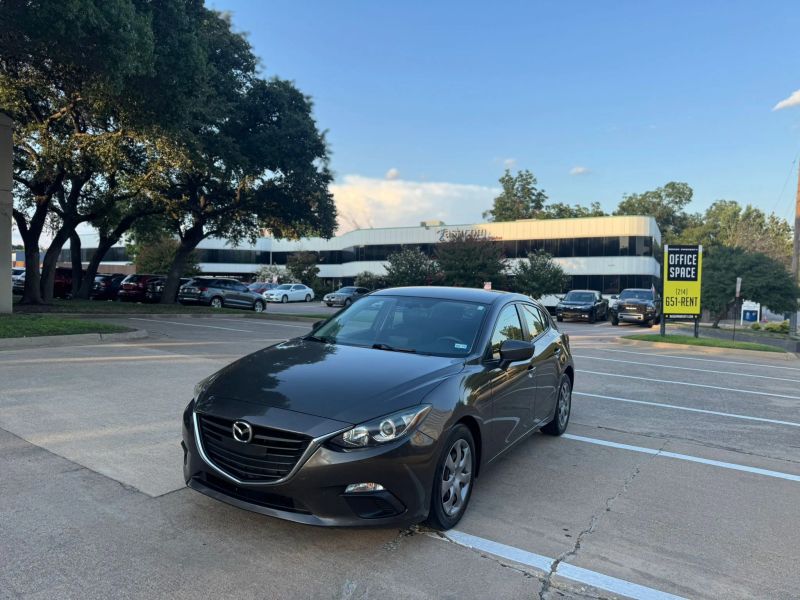 2015 Mazda MAZDA3 i Sport
