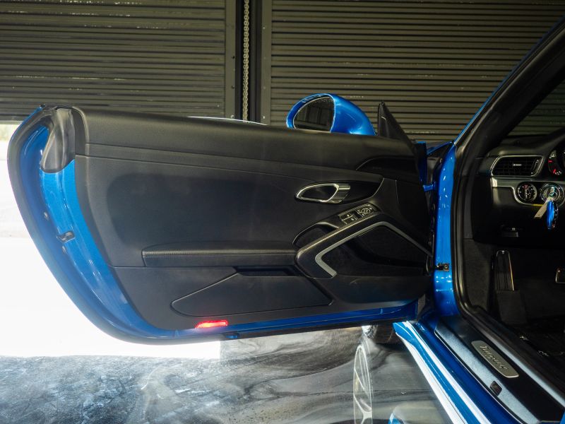 https://imagesdl.dealercenter.net/800/600/202508-9816bc3cdeb14ebf8a6ca0c6b9d3e1b5.jpg