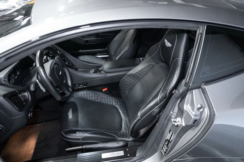 https://imagesdl.dealercenter.net/800/600/202508-98512ac608be4724b445a33fdd02a73f.jpg