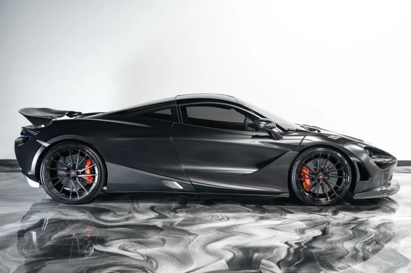 https://imagesdl.dealercenter.net/800/600/202508-9b73159f7fa04966953dd04e60b2bb46.jpg