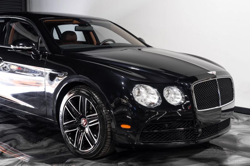 https://imagesdl.dealercenter.net/800/600/202508-9bb4f75992c546bea24c03a42b284f77.jpg
