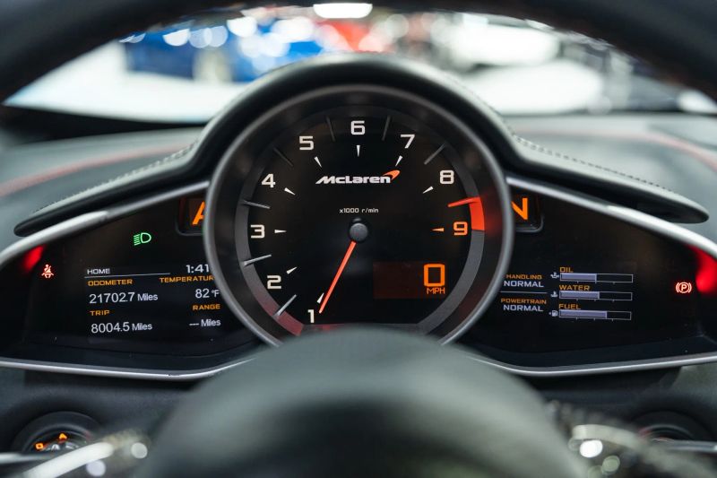 https://imagesdl.dealercenter.net/800/600/202508-a6c3df7f17c04379aceb76635e146ae9.jpg