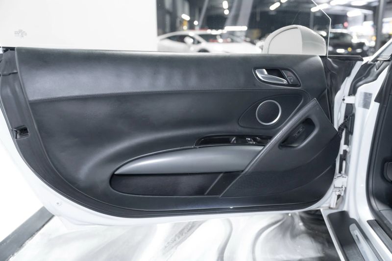 https://imagesdl.dealercenter.net/800/600/202508-adc93a6682954bc0b4a9cb06b81b7868.jpg