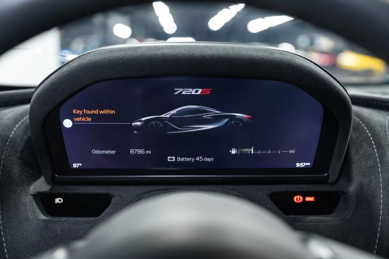 https://imagesdl.dealercenter.net/800/600/202508-b04355e05e464c31854b744579d77f12.jpg