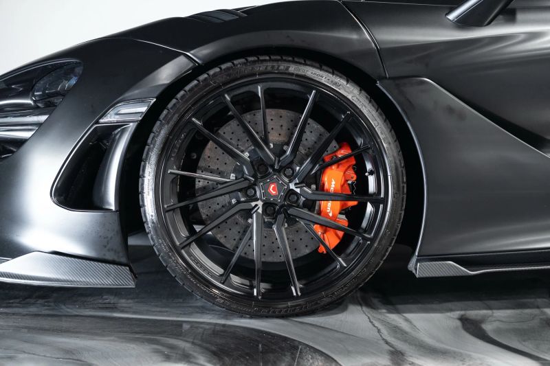 https://imagesdl.dealercenter.net/800/600/202508-b3c07523d9f24907b3e1a0fe96088e40.jpg