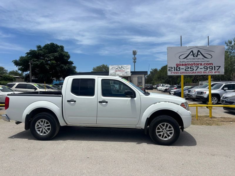 2017 Nissan Frontier SV