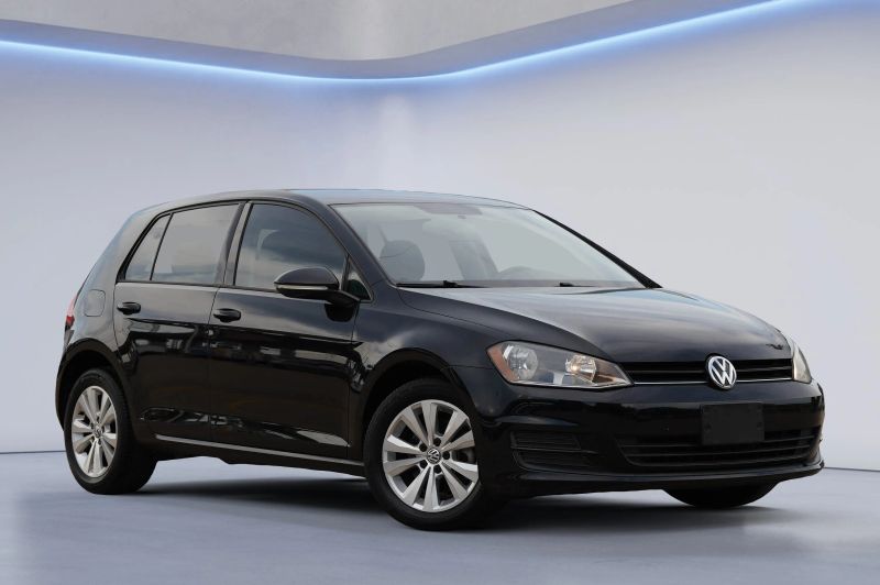 2015 Volkswagen Golf TDI S