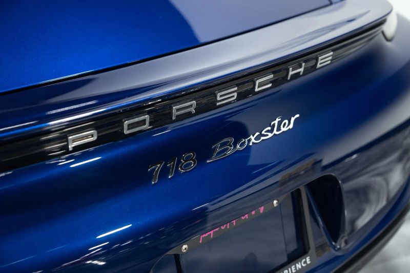 https://imagesdl.dealercenter.net/800/600/202508-c0428a5eeb1e40f8a39a2a6435c076d4.jpg