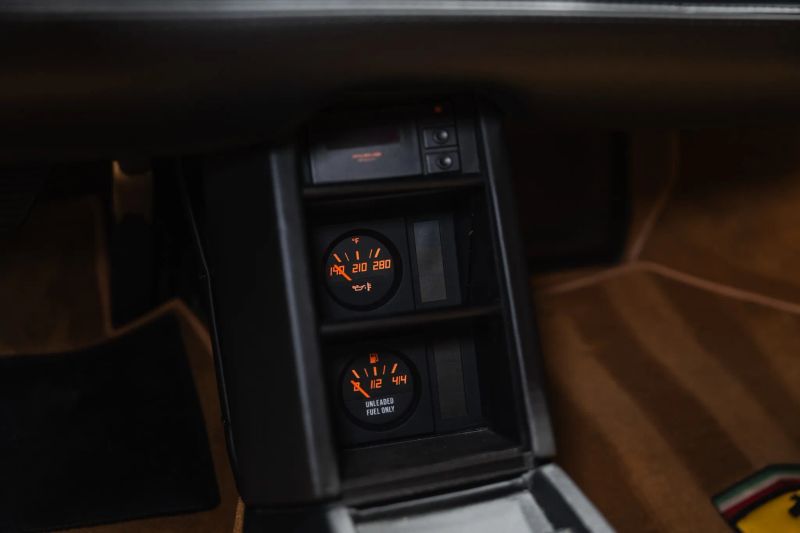 https://imagesdl.dealercenter.net/800/600/202508-c24e65bb29534eee8c6a34450a5ade79.jpg