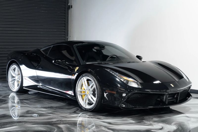 https://imagesdl.dealercenter.net/800/600/202508-c6f577d6e1d94885993a5e5e394216a7.jpg