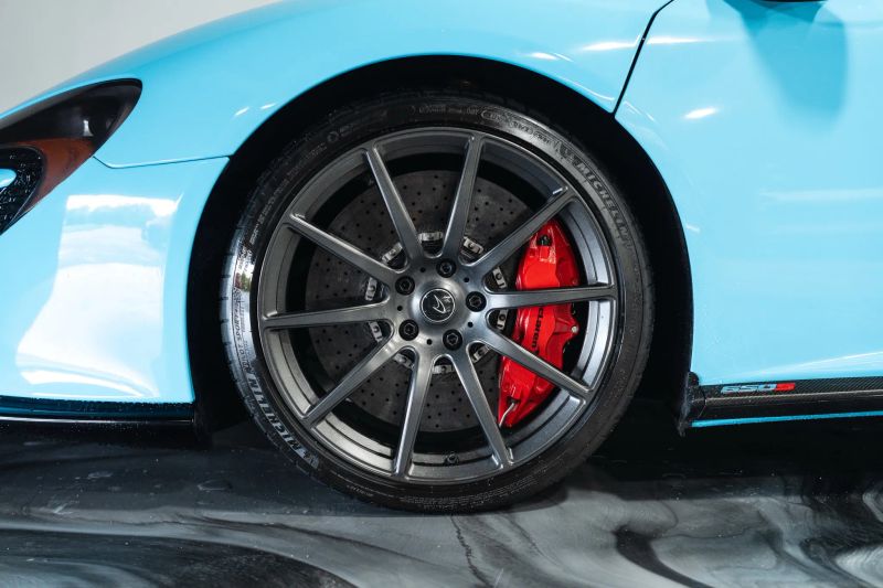 https://imagesdl.dealercenter.net/800/600/202508-c7d7e1be810748909e56be2ba850aaca.jpg