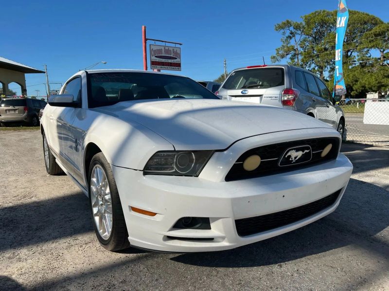 2013 Ford Mustang Premium