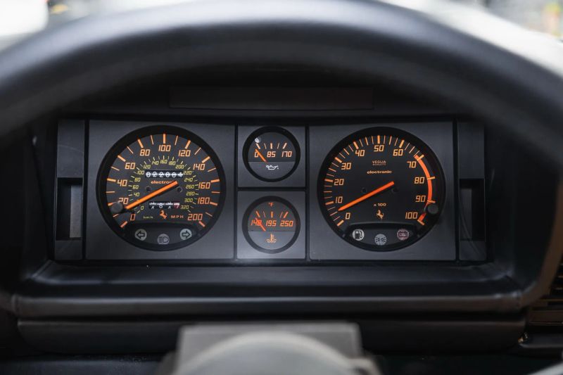 https://imagesdl.dealercenter.net/800/600/202508-ce2a96a84cf3498aa5f0d74077356cd8.jpg