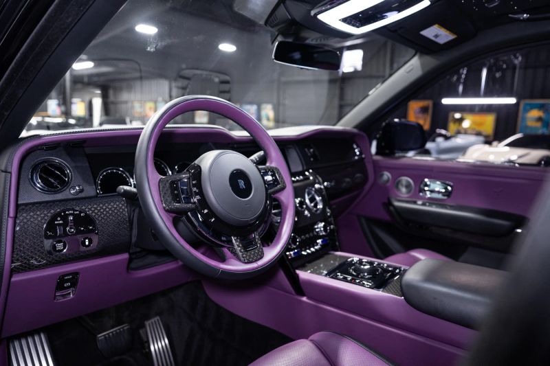 https://imagesdl.dealercenter.net/800/600/202508-ce89c185f3d641bb8e3191a81d2bb6ce.jpg