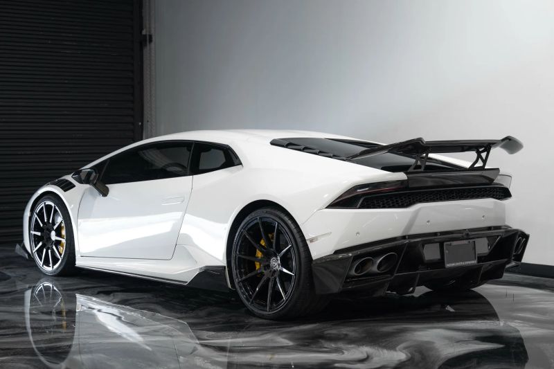 https://imagesdl.dealercenter.net/800/600/202508-d77a8a5b45524171a9cc95054d90be7c.jpg