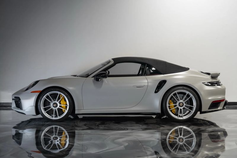 https://imagesdl.dealercenter.net/800/600/202508-e28b0236598f4a10b276652328800e14.jpg