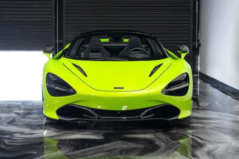 https://imagesdl.dealercenter.net/800/600/202508-e5349414543c47389c82a00acb939a83.jpg