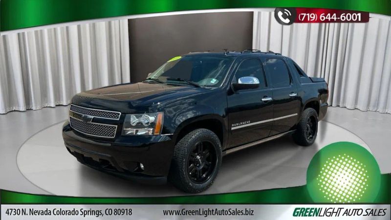 2013 Chevrolet Avalanche LTZ Black Diamond