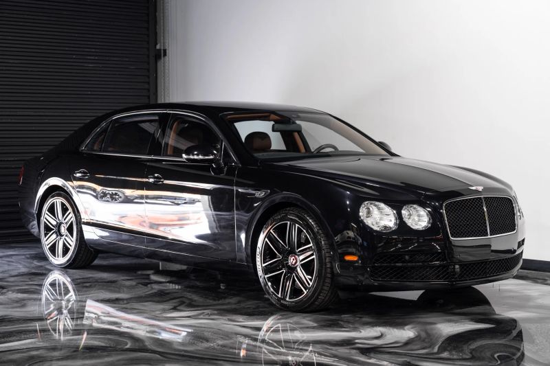 https://imagesdl.dealercenter.net/800/600/202508-e69af21d857745c6a5c1d4416ff0efe5.jpg