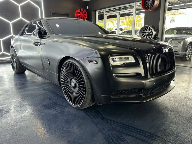 2016 Rolls-Royce Dawn Base