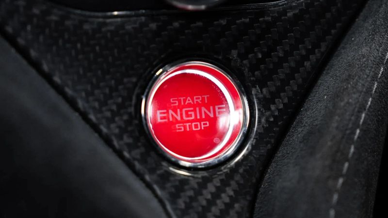https://imagesdl.dealercenter.net/800/600/202508-ec499b6c09ad44359615bcc9b59c48ee.jpg