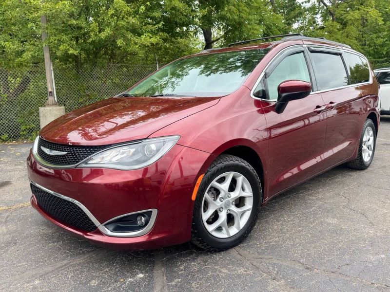 2017 Chrysler Pacifica Touring Plus