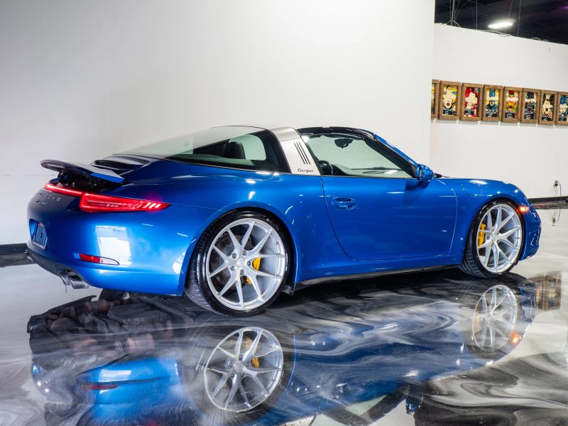 https://imagesdl.dealercenter.net/800/600/202508-ee9f4c3640794a20943b629624057b5a.jpg