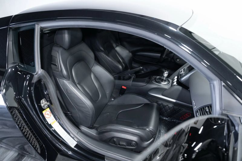https://imagesdl.dealercenter.net/800/600/202508-f3f5eaff03e349b286b6ac47736ae689.jpg