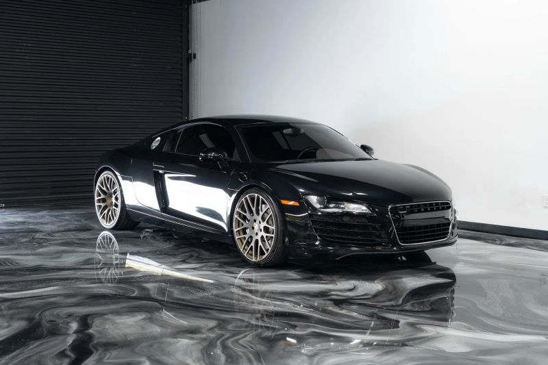 https://imagesdl.dealercenter.net/800/600/202508-f78055b6f6004d6ea54eb1a62f49d9cc.jpg