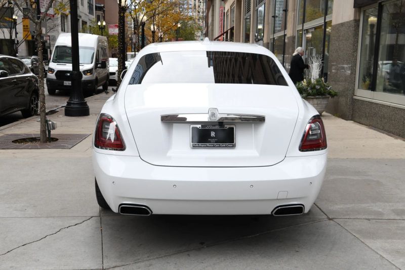 https://imagesdl.dealercenter.net/800/600/202508-f85ab3ebad8540ec927a200a07df9647.jpg