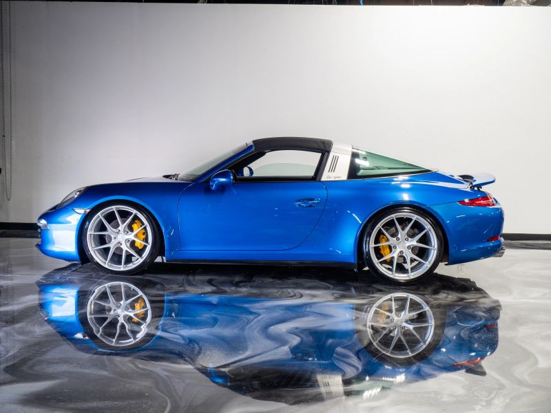 https://imagesdl.dealercenter.net/800/600/202508-f96780fddd854753981b6d6703d28da6.jpg