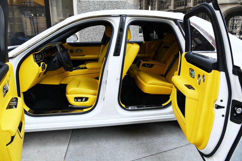 https://imagesdl.dealercenter.net/800/600/202508-fa34e61032764bb49c8eca2fa3ce66f4.jpg
