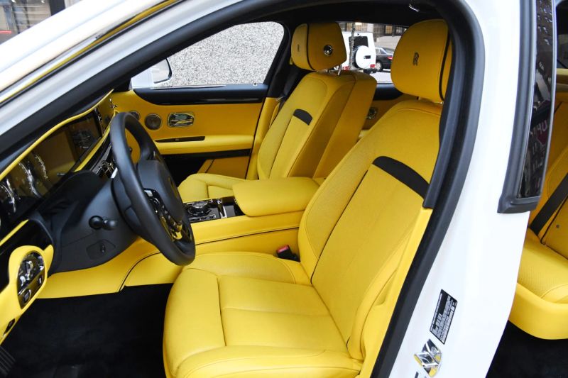https://imagesdl.dealercenter.net/800/600/202508-fb4fe71b6c11445f96a122be9adae7ea.jpg