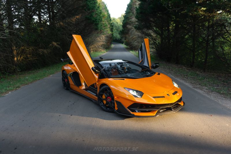 https://imagesdl.dealercenter.net/800/600/202508-fcc98283100f48eea8596dd3f9da3bf6.jpg