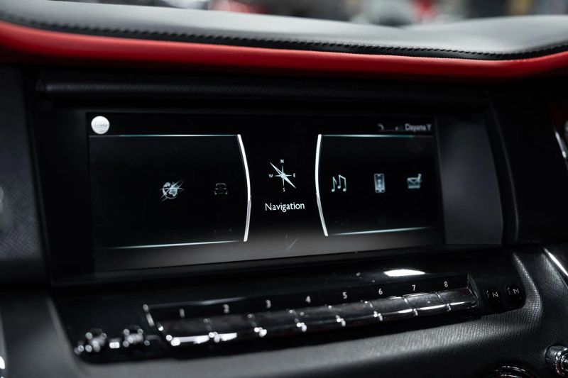 https://imagesdl.dealercenter.net/800/600/202509-11444f9dcc0c4a3397bd090939ab02cf.jpg