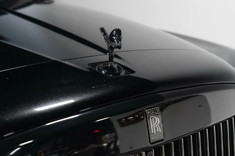 https://imagesdl.dealercenter.net/800/600/202509-12cca5314d8840f987173af85ff38c1c.jpg