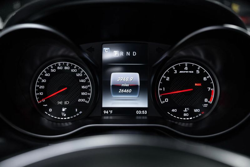 https://imagesdl.dealercenter.net/800/600/202509-1d9676c485964ba79d466d27c03eb246.jpg