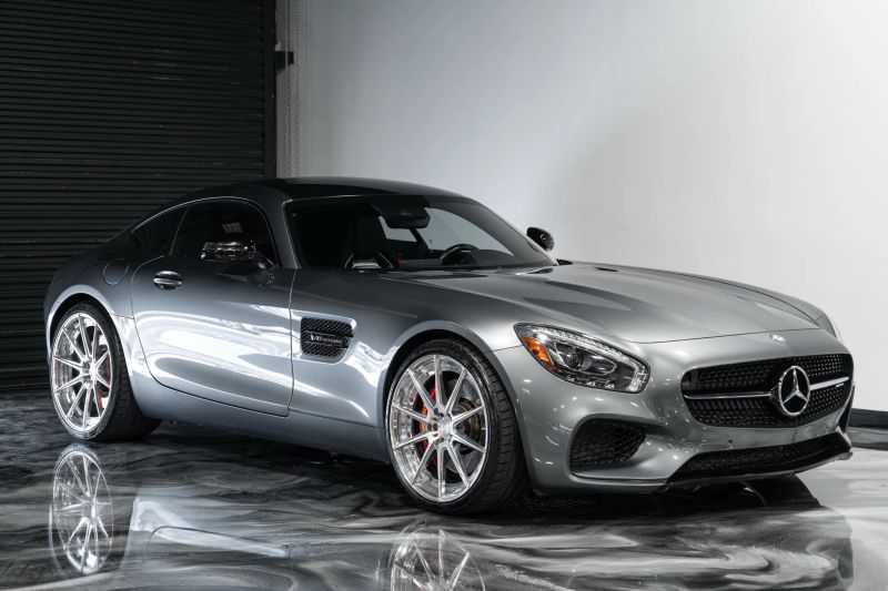 https://imagesdl.dealercenter.net/800/600/202509-23eec45c4286442495c8efa9f38019bd.jpg