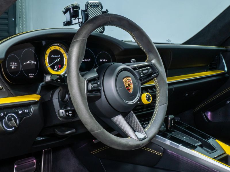 https://imagesdl.dealercenter.net/800/600/202509-267c29ebb2b1470280bebd91ae4d9694.jpg