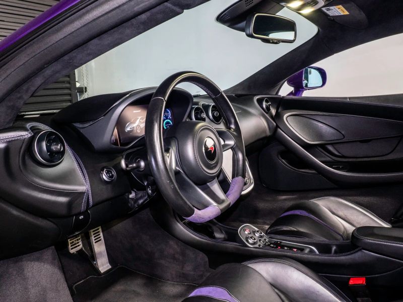 https://imagesdl.dealercenter.net/800/600/202509-267f057cae41454c85a600f185ab31fa.jpg