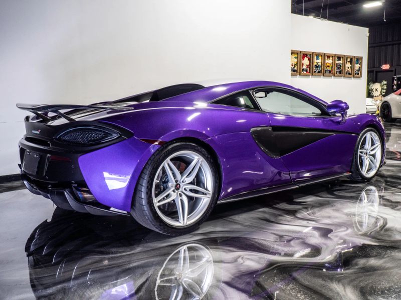 https://imagesdl.dealercenter.net/800/600/202509-2767220a25f847908ac56f3dabbe5a56.jpg